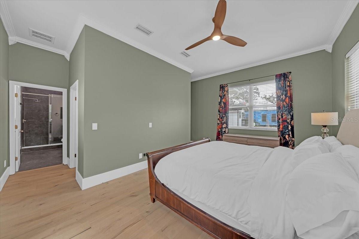 Image 51 of 59 For 4108 Lynn Avenue