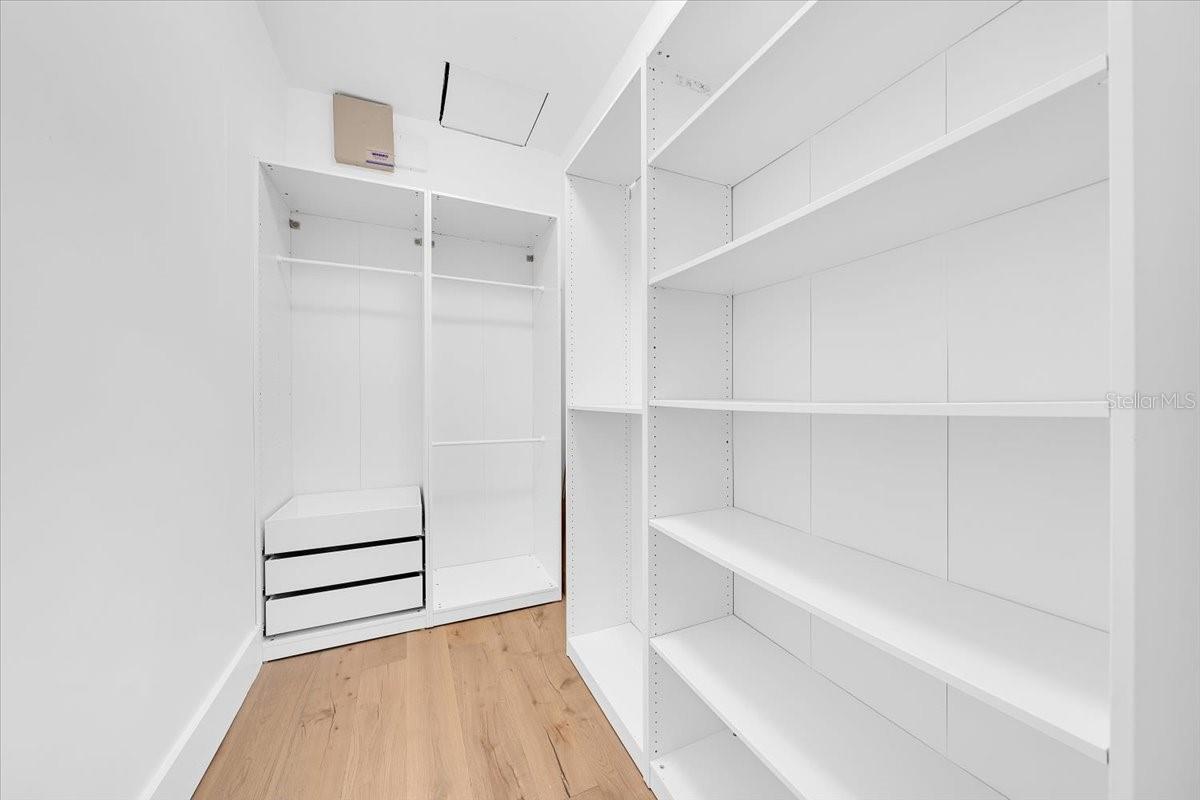 Image 52 of 59 For 4108 Lynn Avenue