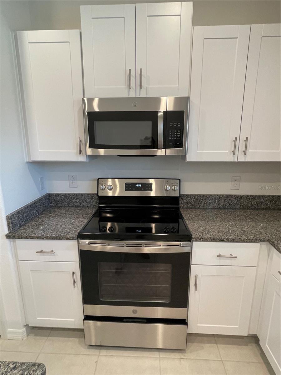 Image 5 of 18 For 840 Tennyson Mill Circle