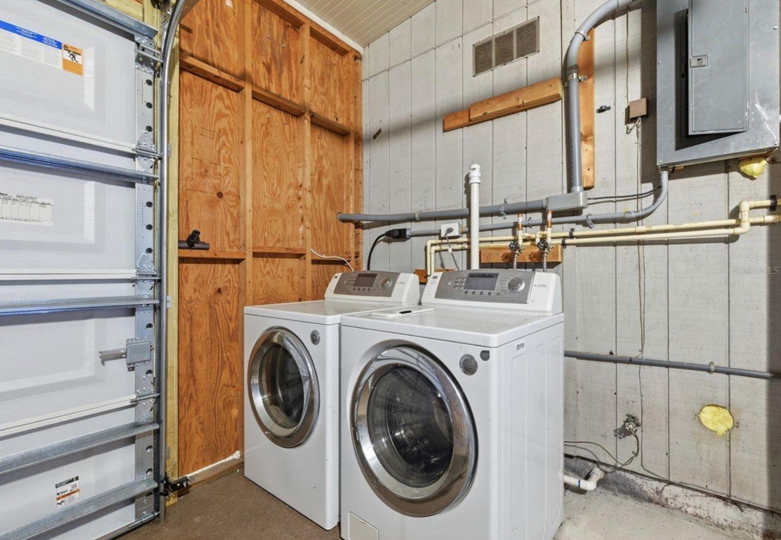 Image 18 of 21 For 7198 121st Way N