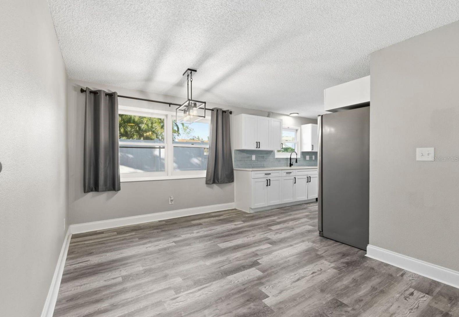 Image 6 of 21 For 7198 121st Way N