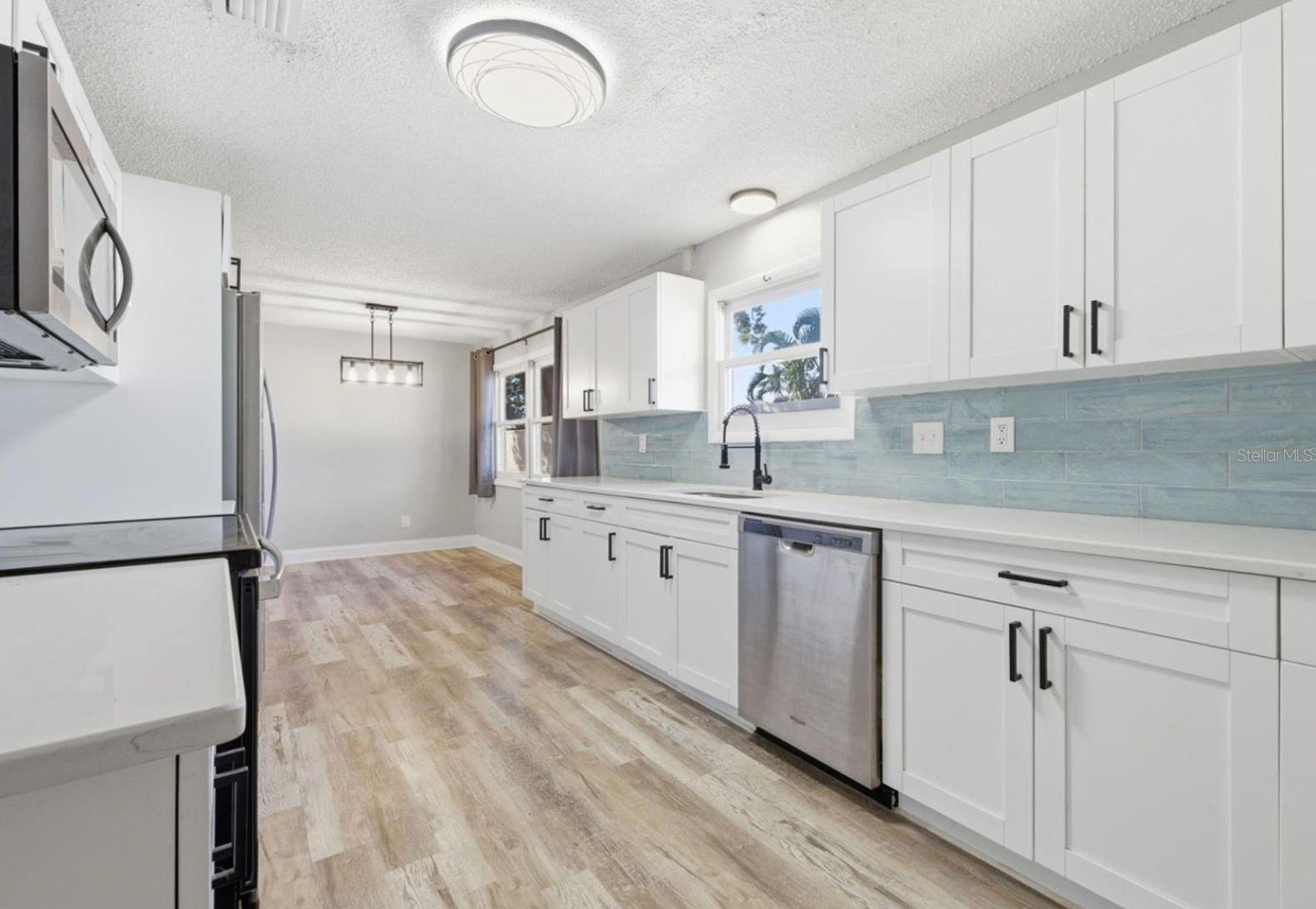 Image 9 of 21 For 7198 121st Way N