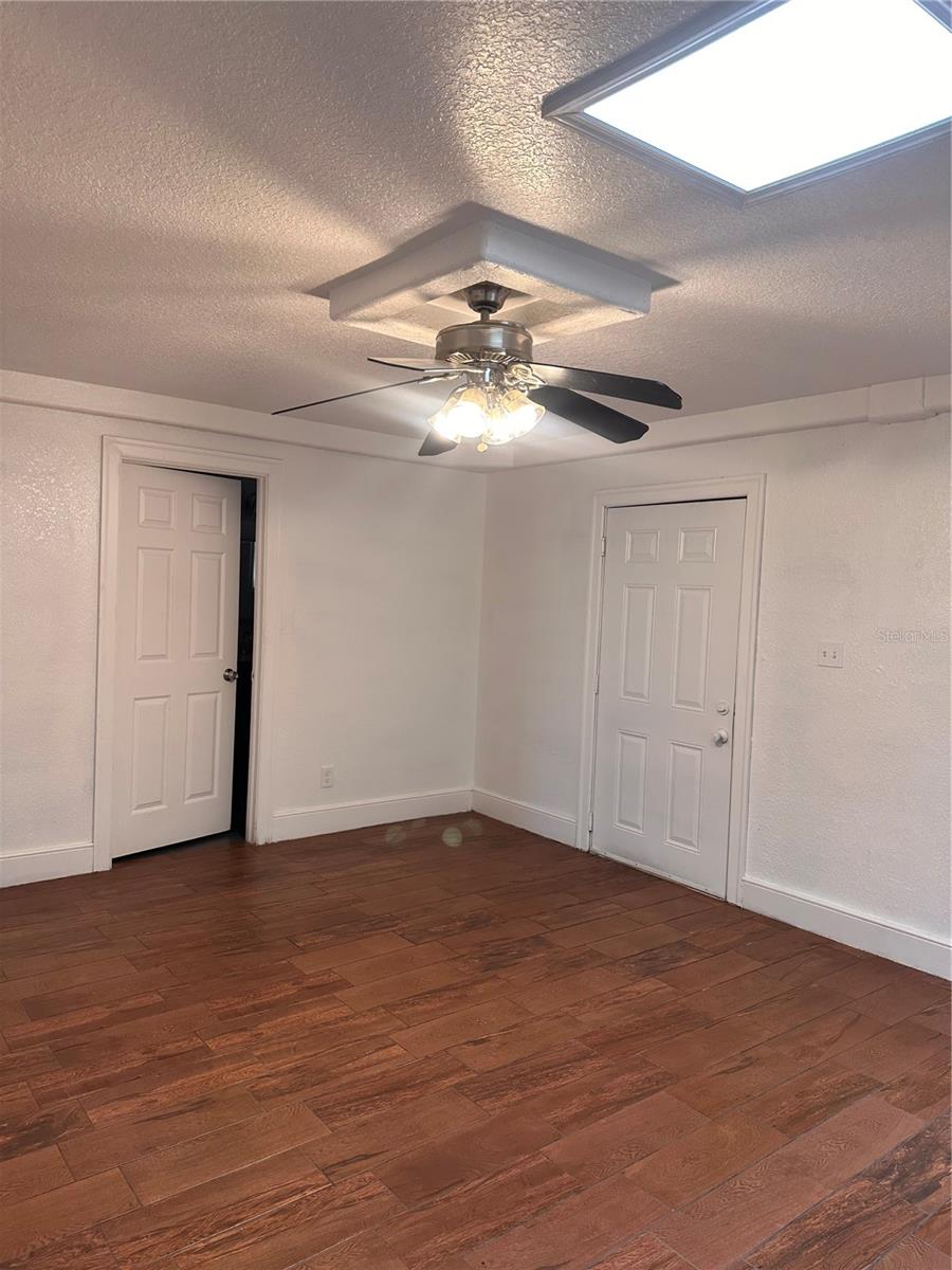 Image 13 of 15 For 7407 33rd Avenue S