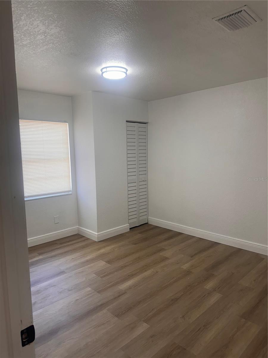 Image 7 of 15 For 7407 33rd Avenue S