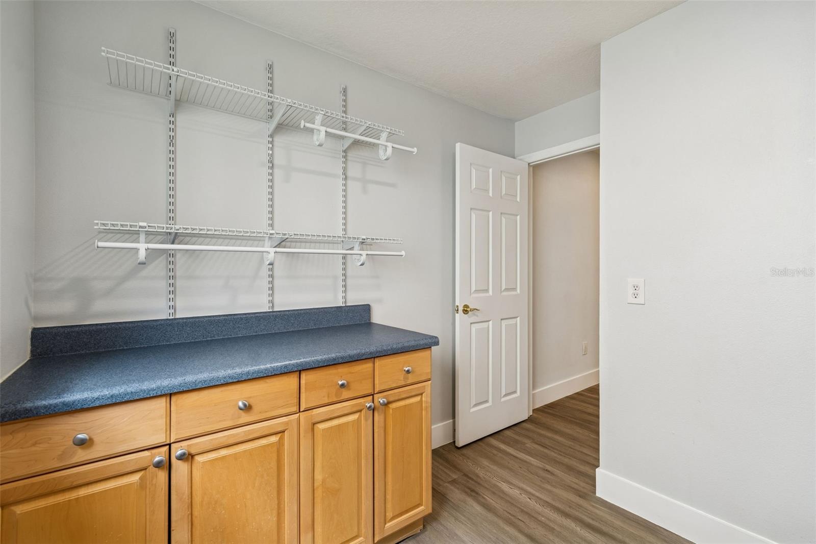 Image 14 of 88 For 18154 Sandy Pointe Drive