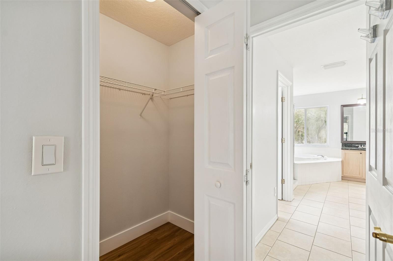 Image 45 of 88 For 18154 Sandy Pointe Drive