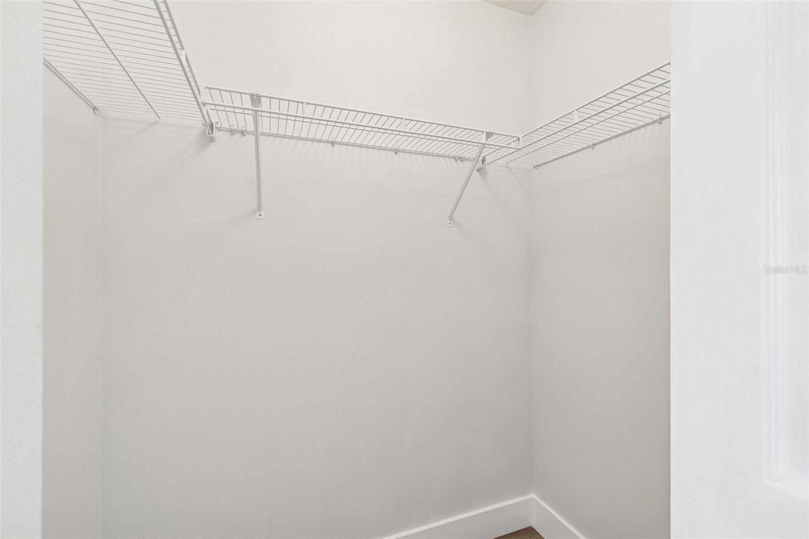 Image 46 of 88 For 18154 Sandy Pointe Drive