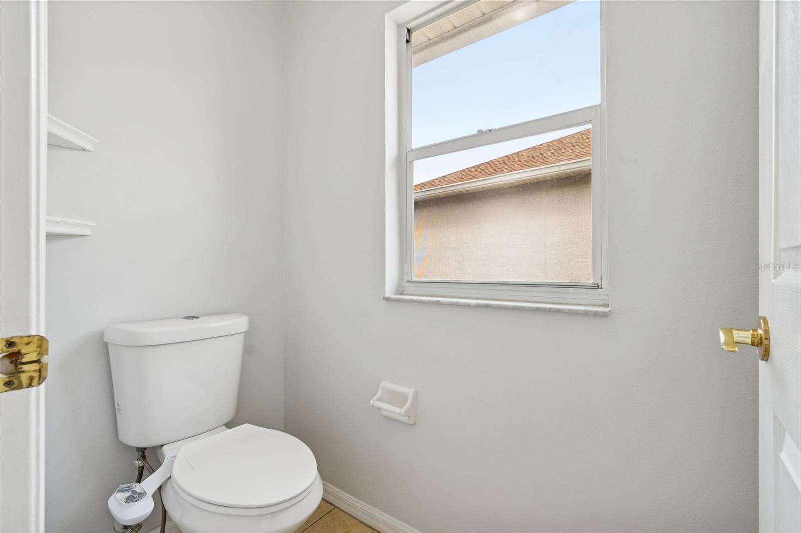 Image 54 of 88 For 18154 Sandy Pointe Drive