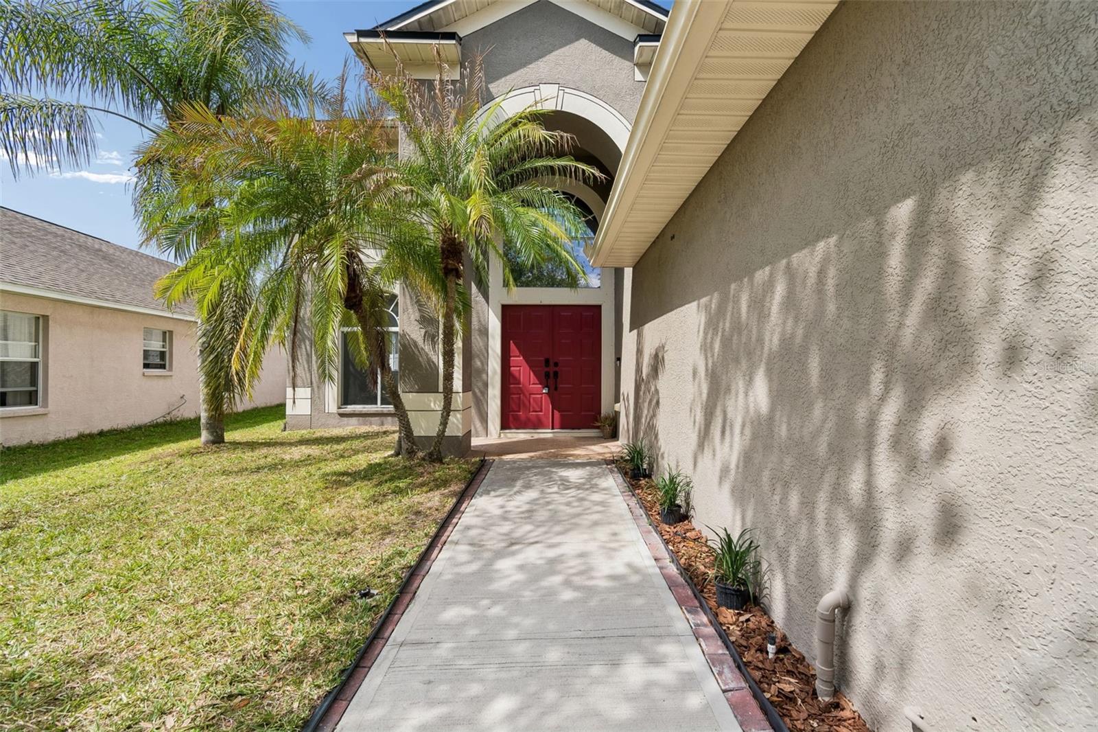 Image 6 of 88 For 18154 Sandy Pointe Drive