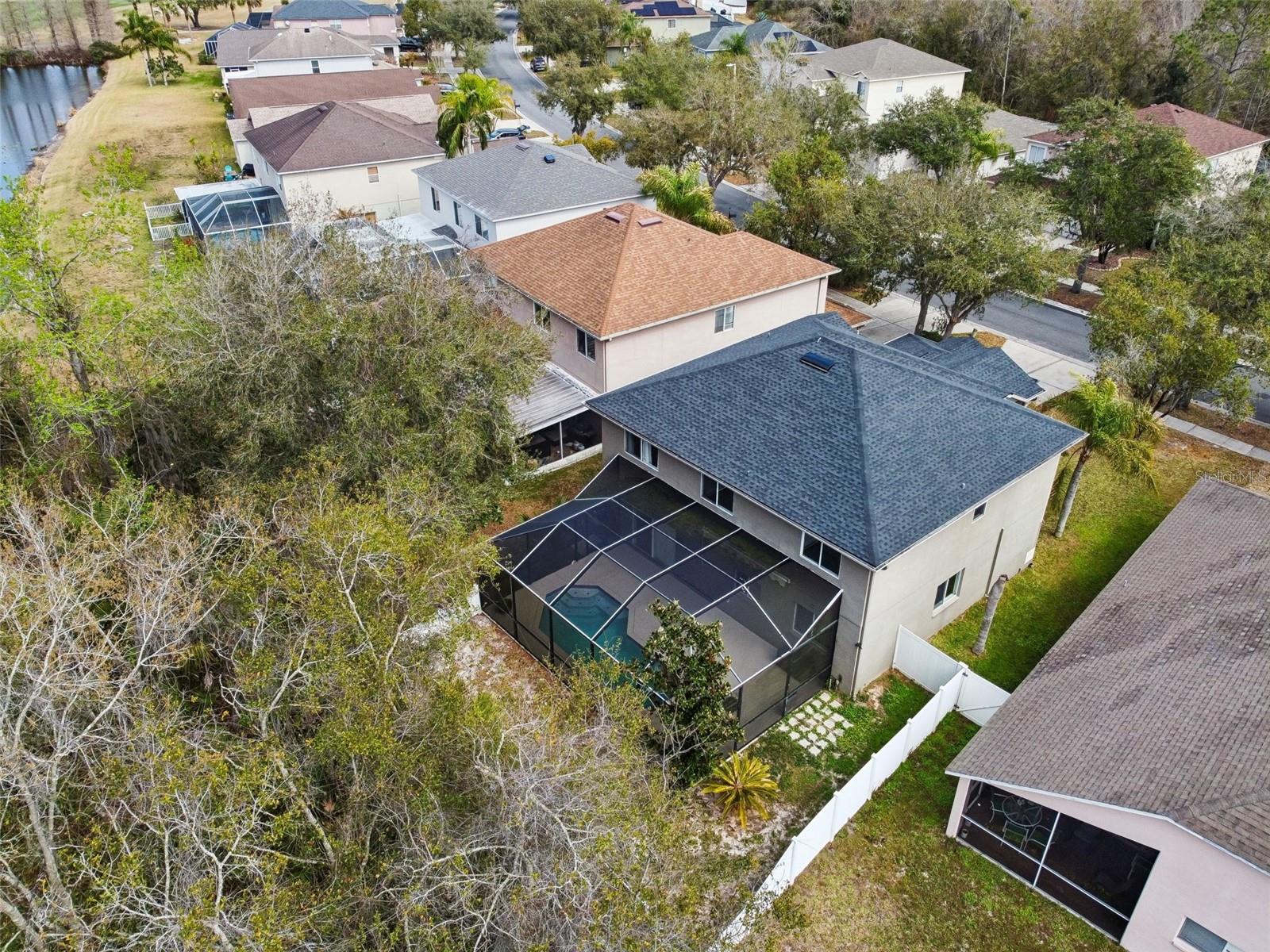 Image 72 of 88 For 18154 Sandy Pointe Drive