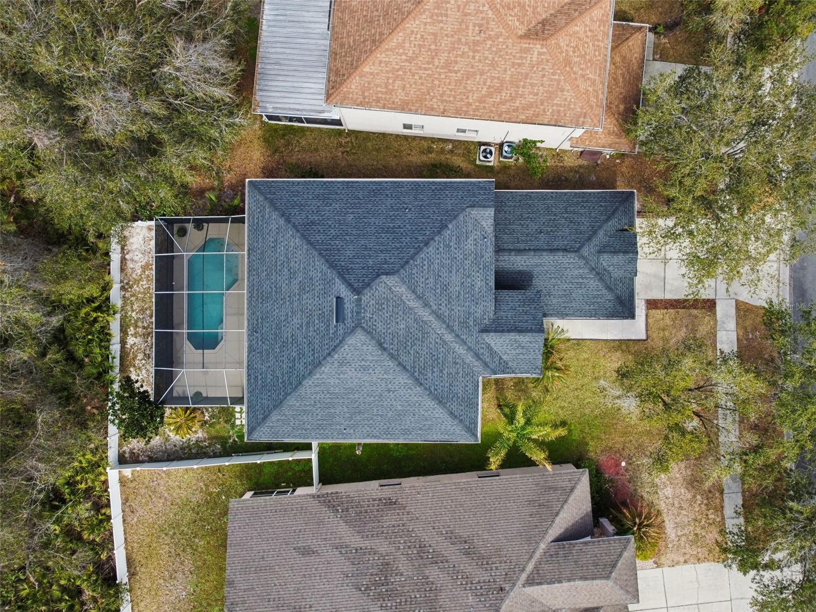 Image 73 of 88 For 18154 Sandy Pointe Drive