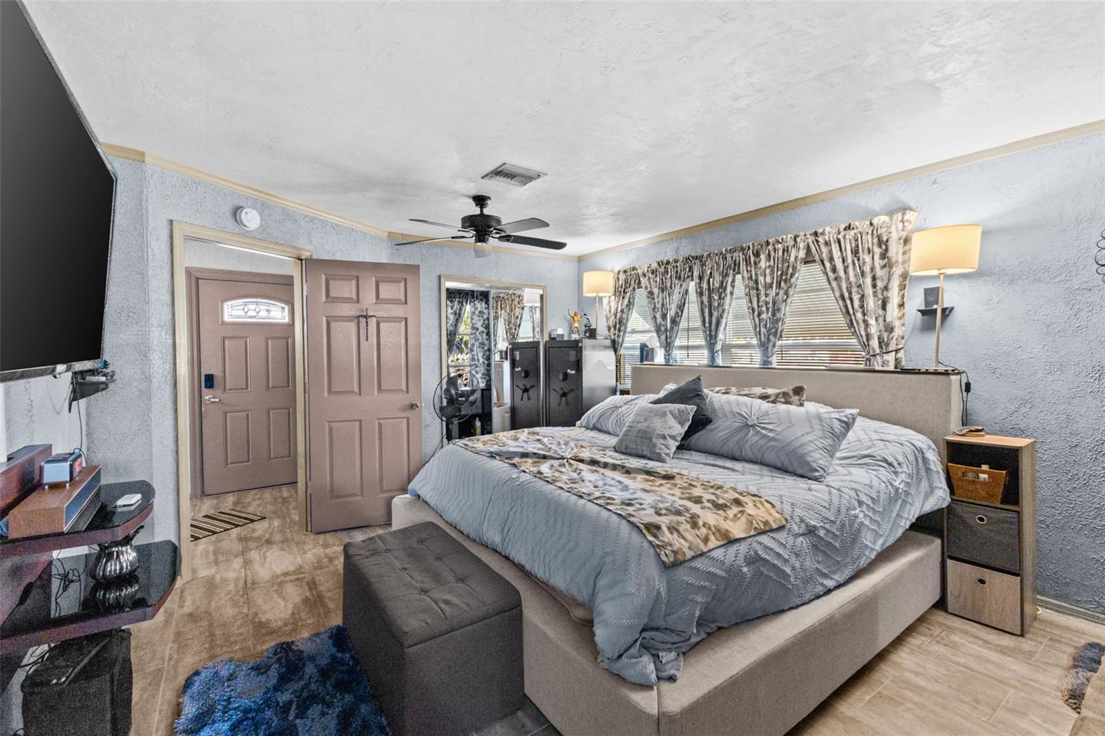 Image 10 of 33 For 8290 52nd Way N