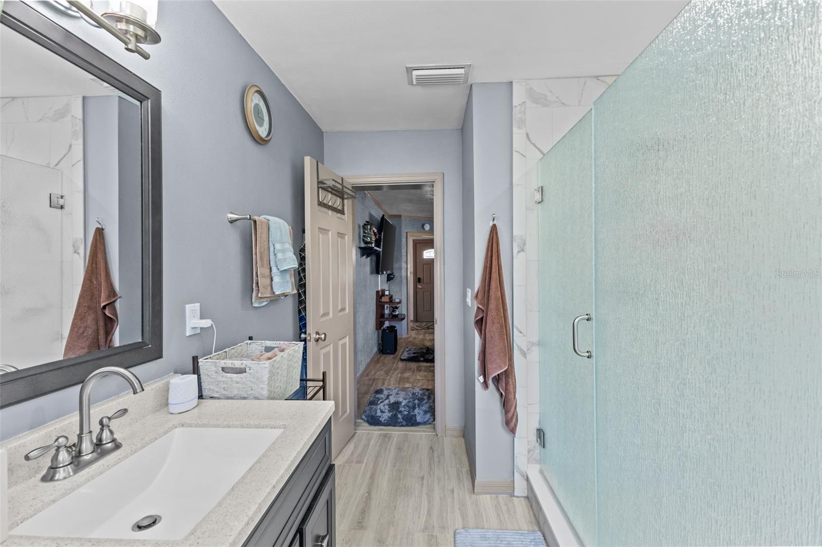 Image 15 of 33 For 8290 52nd Way N