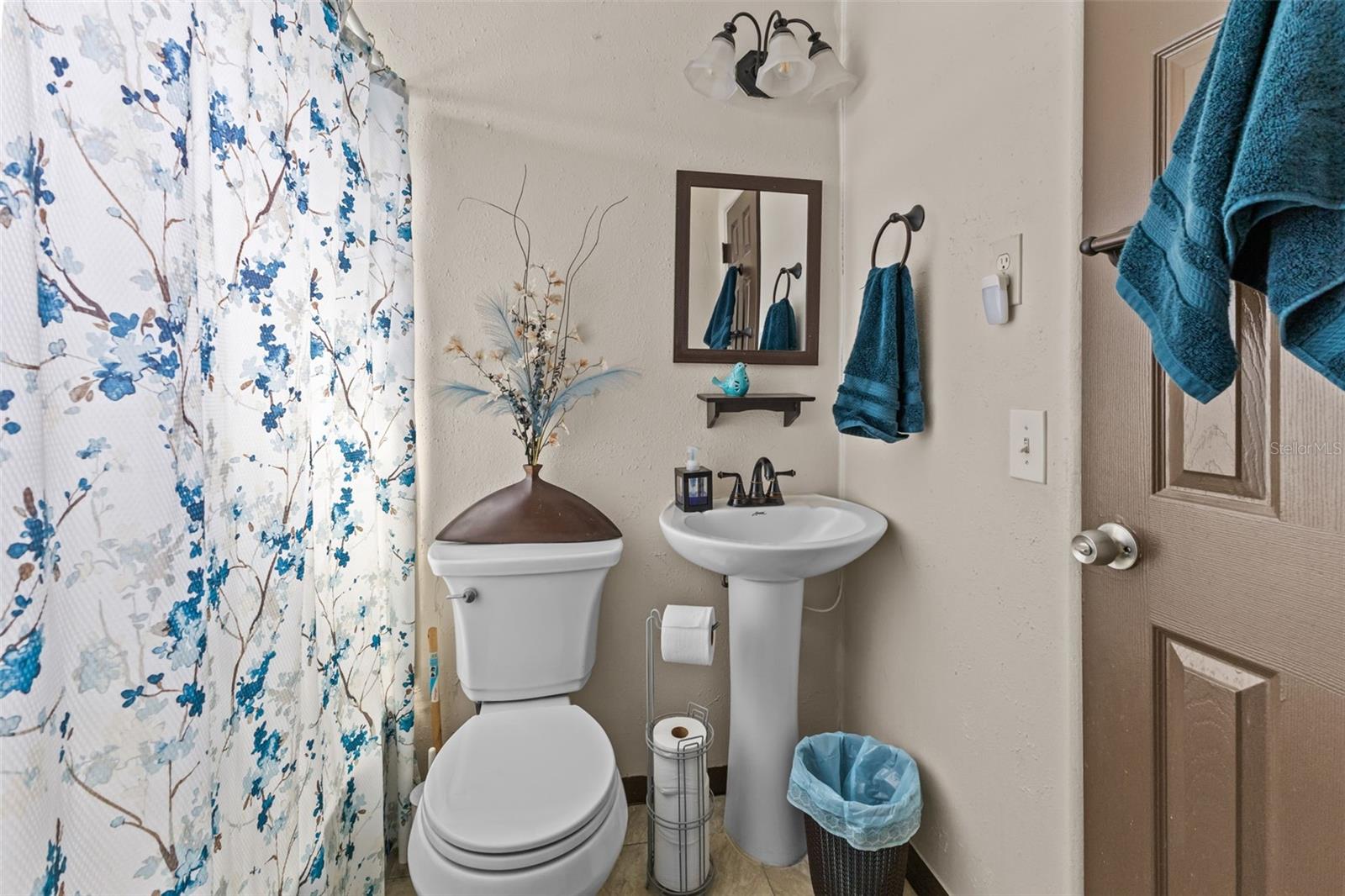 Image 22 of 33 For 8290 52nd Way N