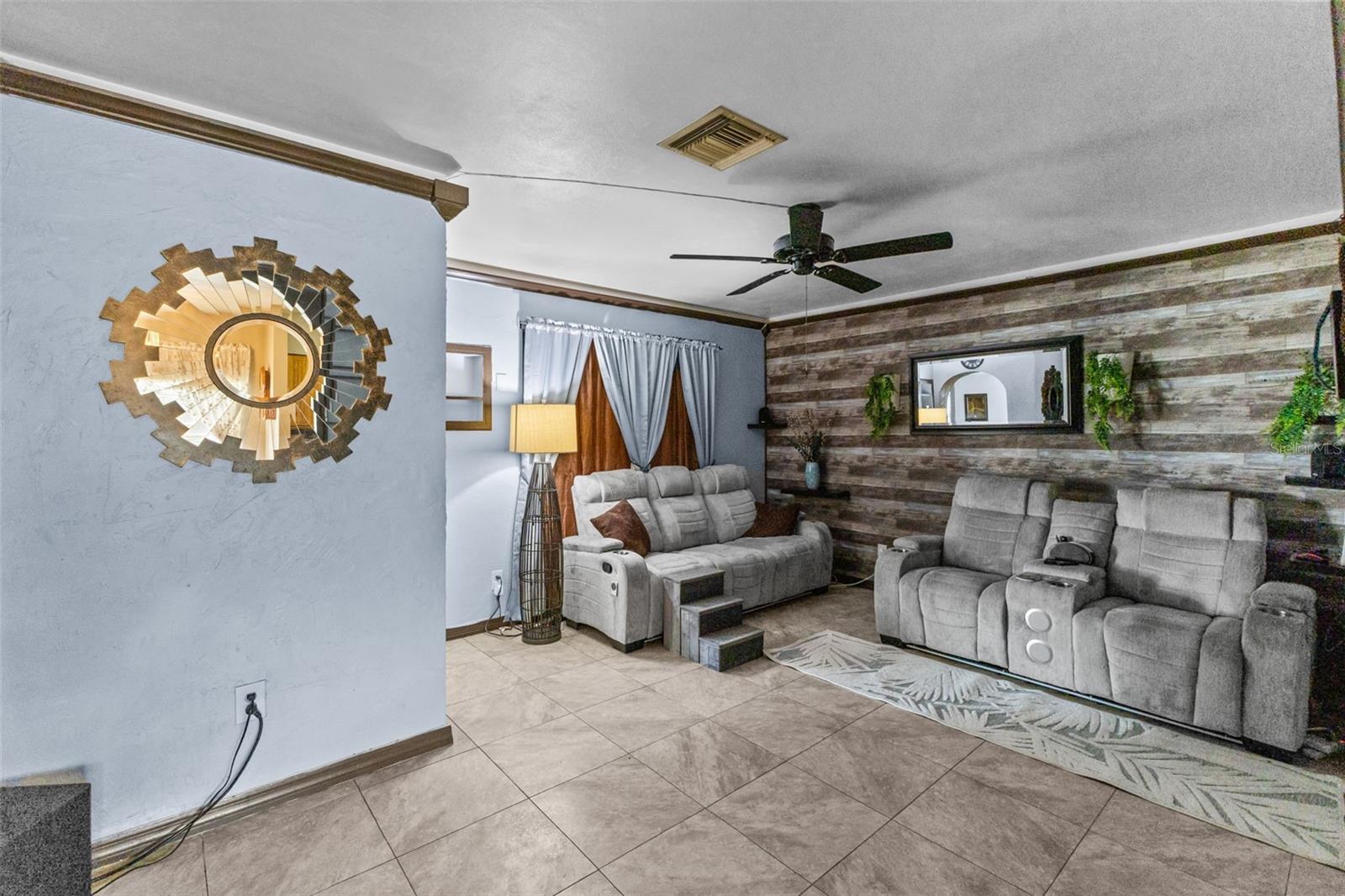 Image 8 of 33 For 8290 52nd Way N