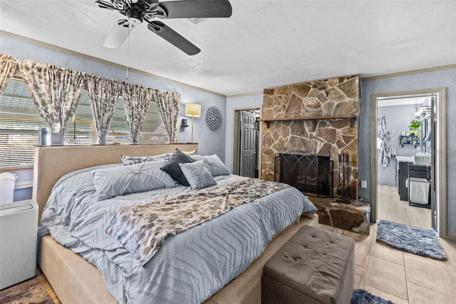 Image 9 of 33 For 8290 52nd Way N