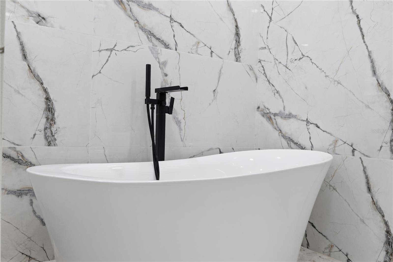 Image 35 of 84 For 5424 Pilots Place