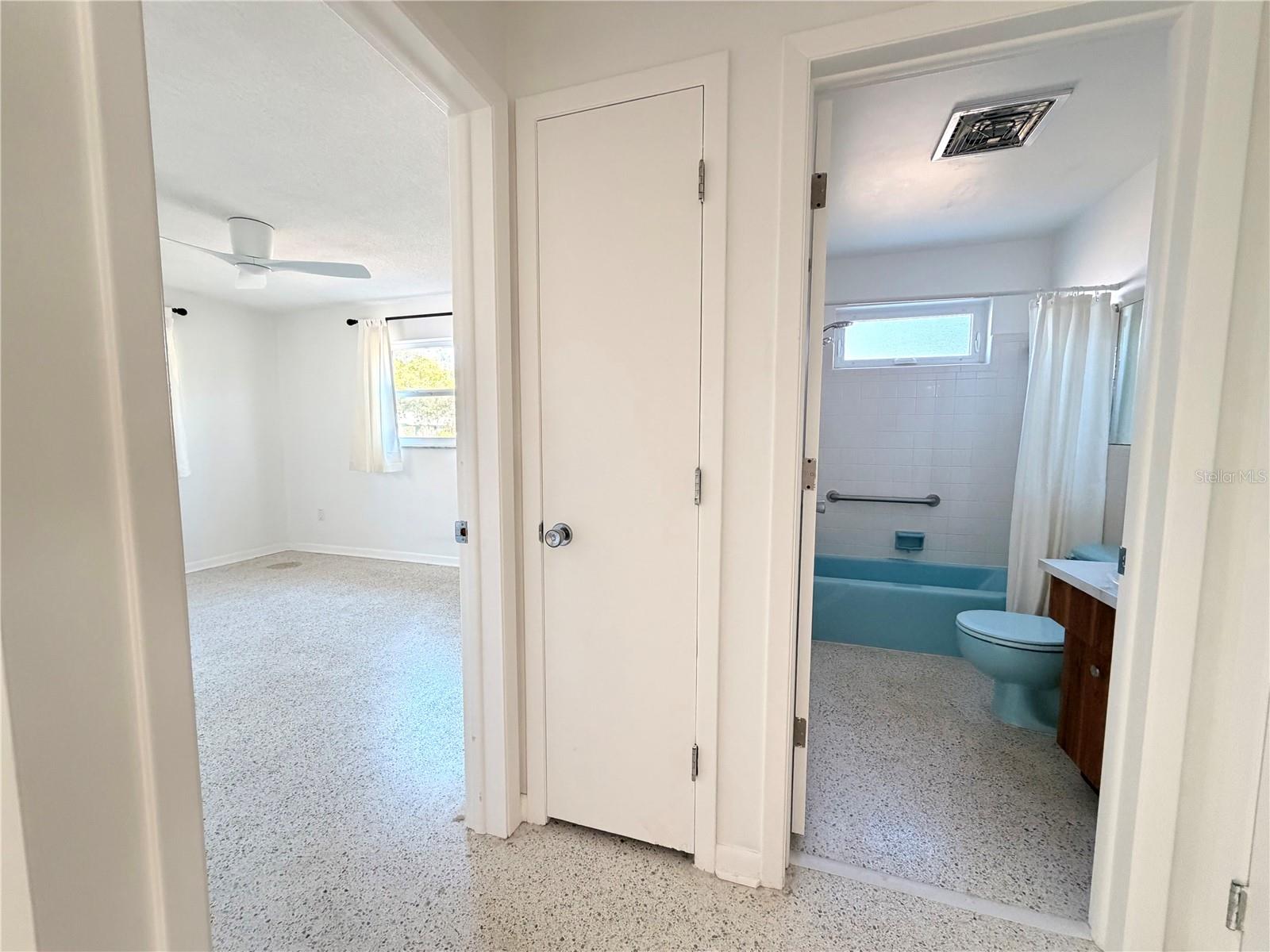 Image 21 of 29 For 523 Milwaukee Avenue