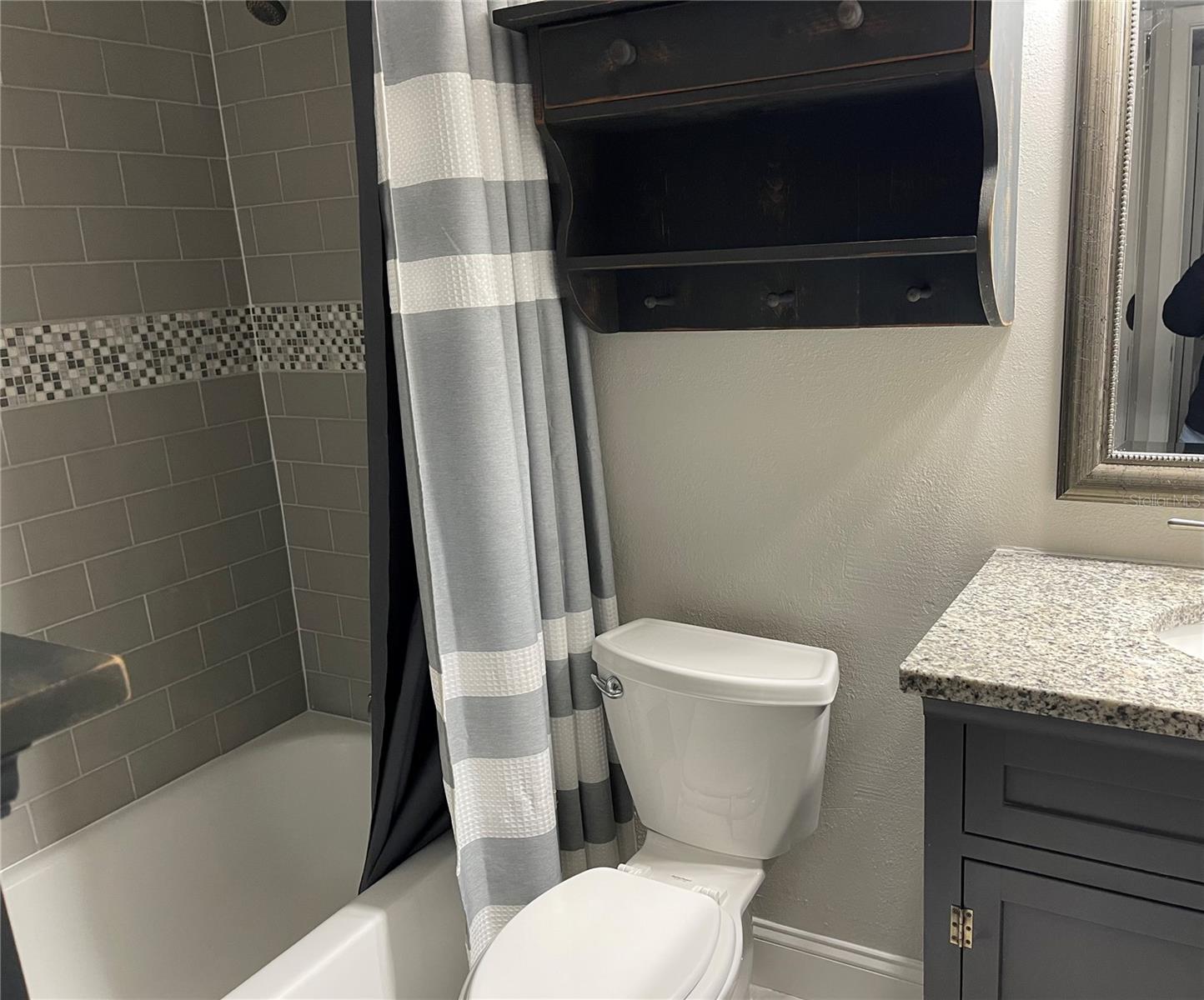 Image 6 of 8 For 2568 Pine Ridge Way S C1