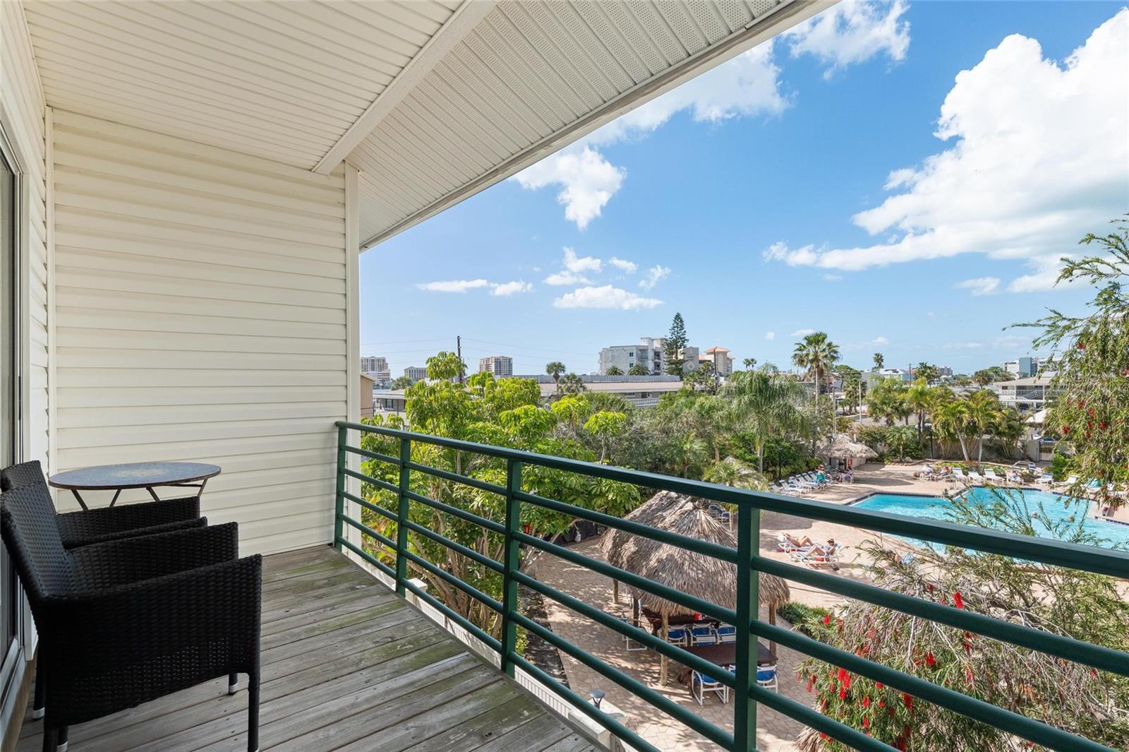 Image 23 of 38 For 320 Island Way 103