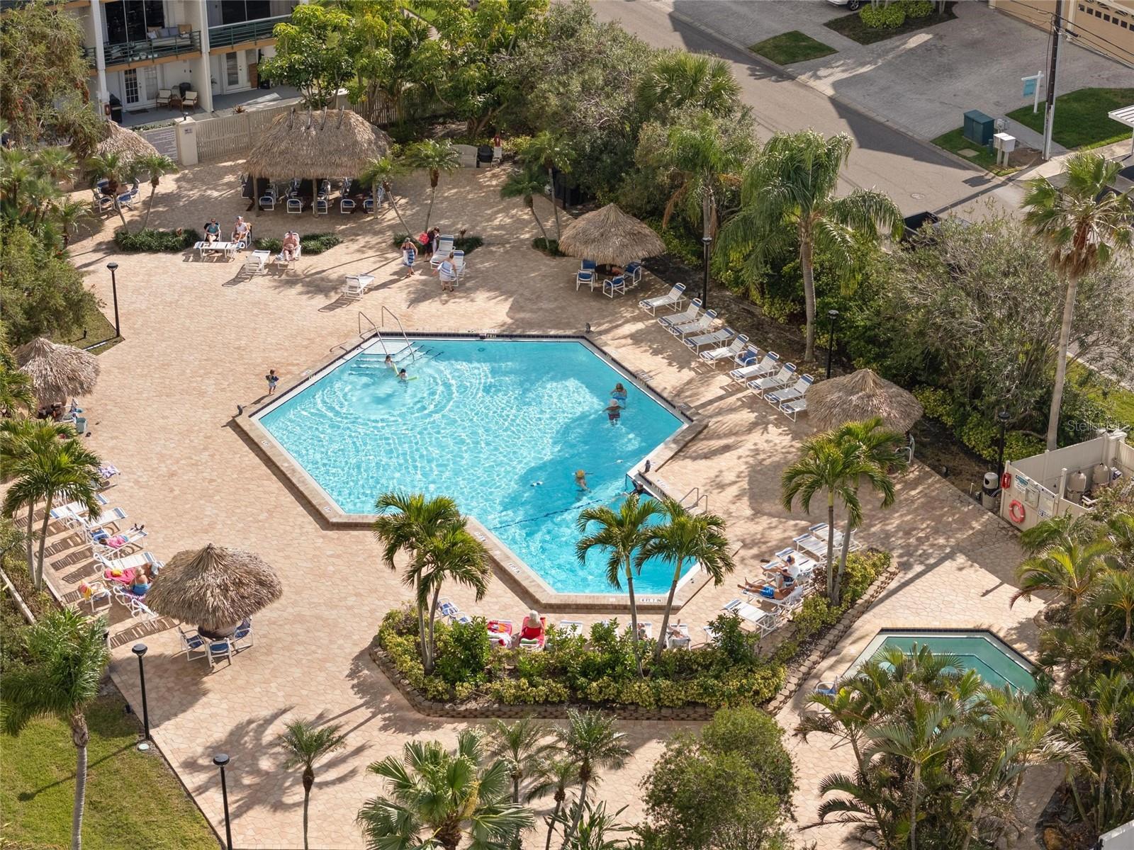 Image 27 of 38 For 320 Island Way 103