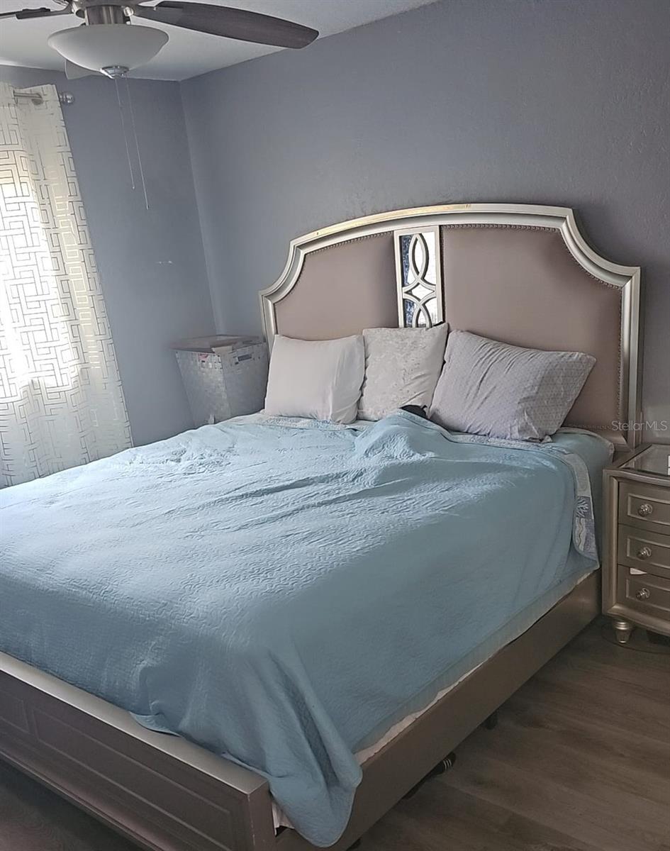 Image 14 of 19 For 553 Robin Hill Circle