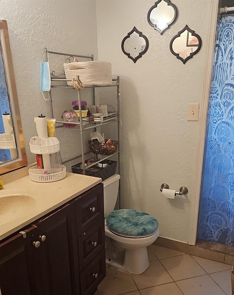 Image 15 of 19 For 553 Robin Hill Circle