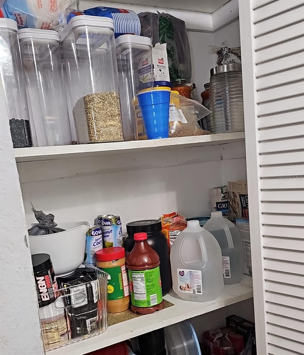 Image 7 of 19 For 553 Robin Hill Circle