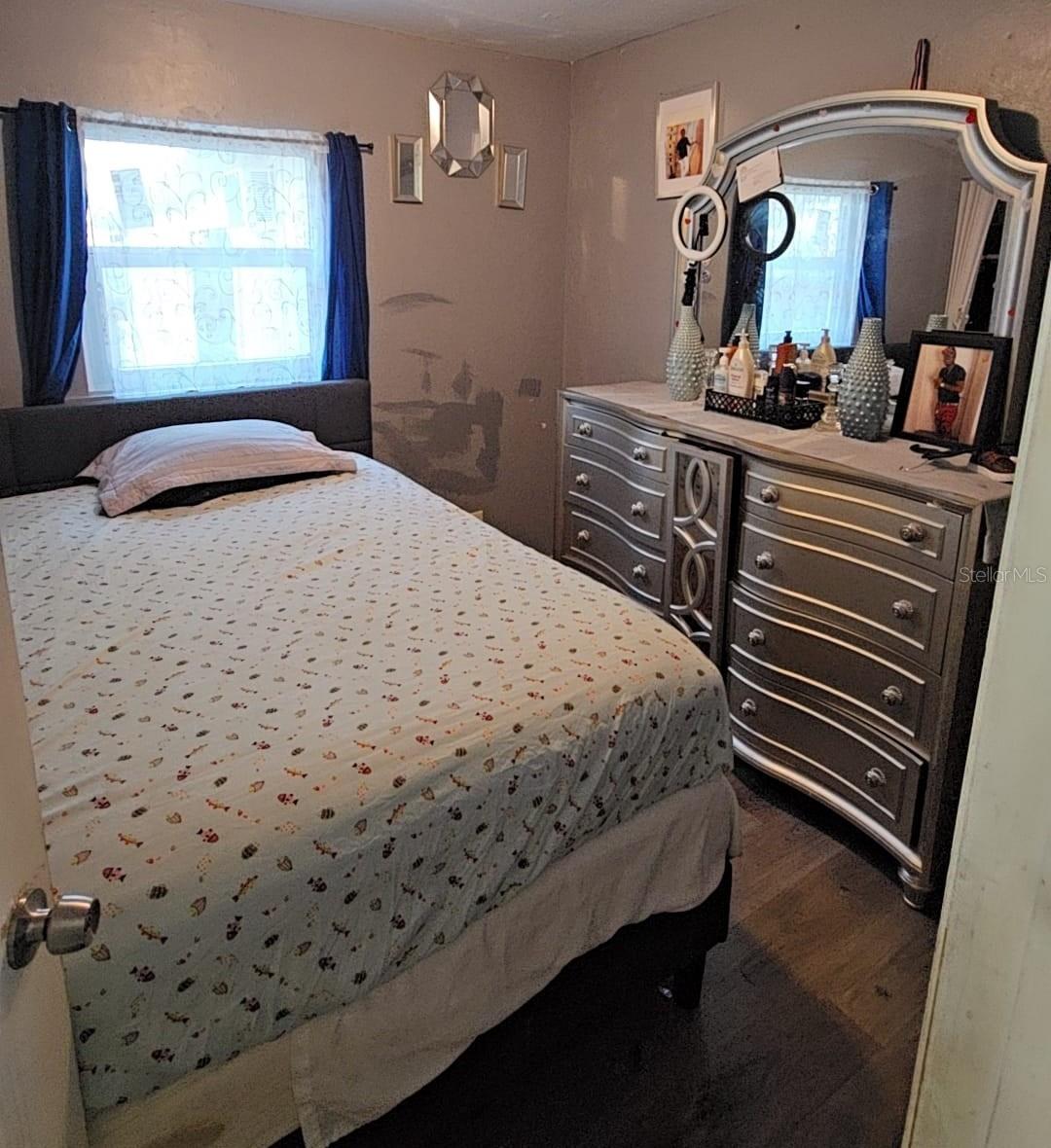 Image 8 of 19 For 553 Robin Hill Circle