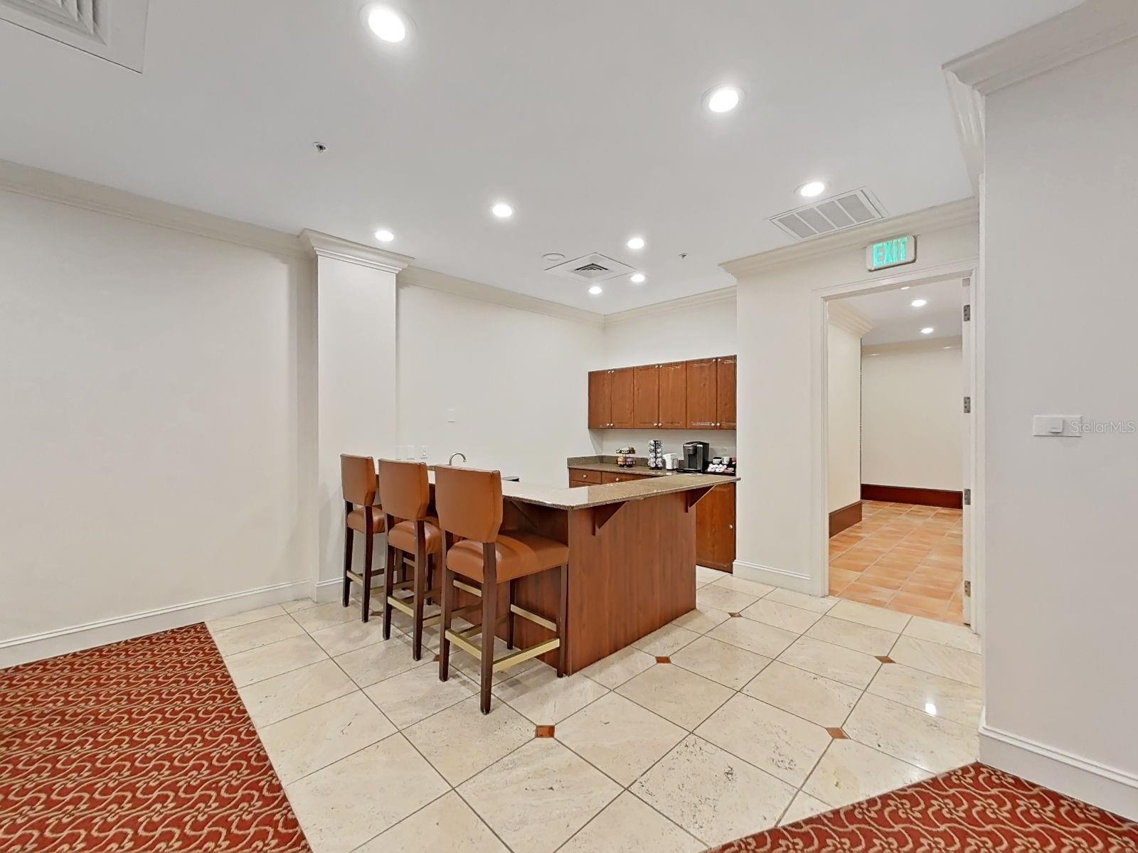 Image 35 of 40 For 345 Bayshore Boulevard P4