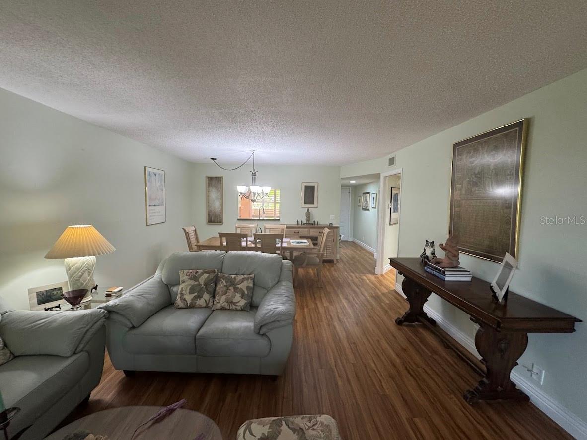 Image 15 of 24 For 3062 Eastland Boulevard 205