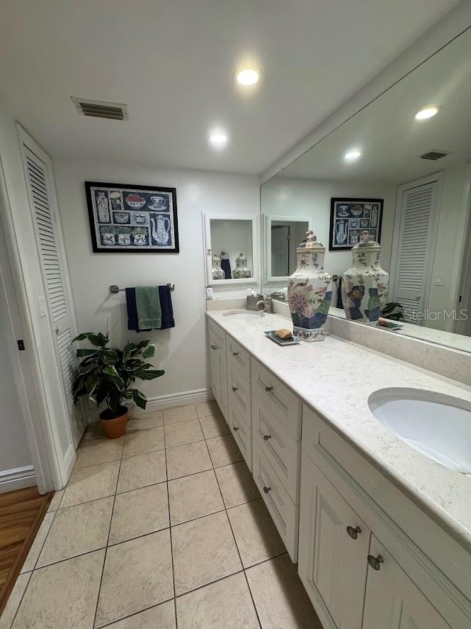 Image 5 of 24 For 3062 Eastland Boulevard 205