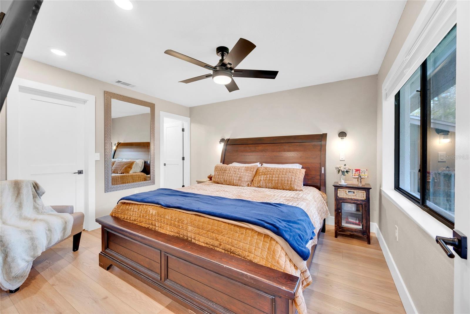 Image 10 of 32 For 511 Longfellow Court D