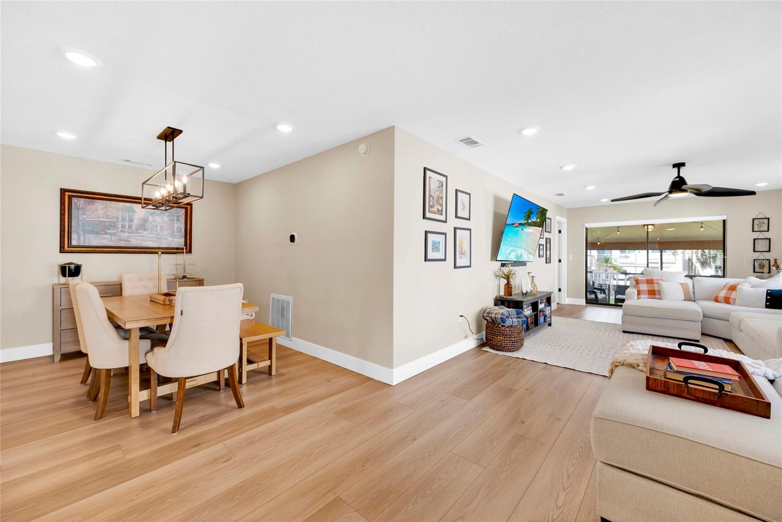 Image 5 of 32 For 511 Longfellow Court D