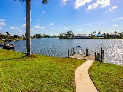 Image 15 of 58 For 11779 Dallas Drive S