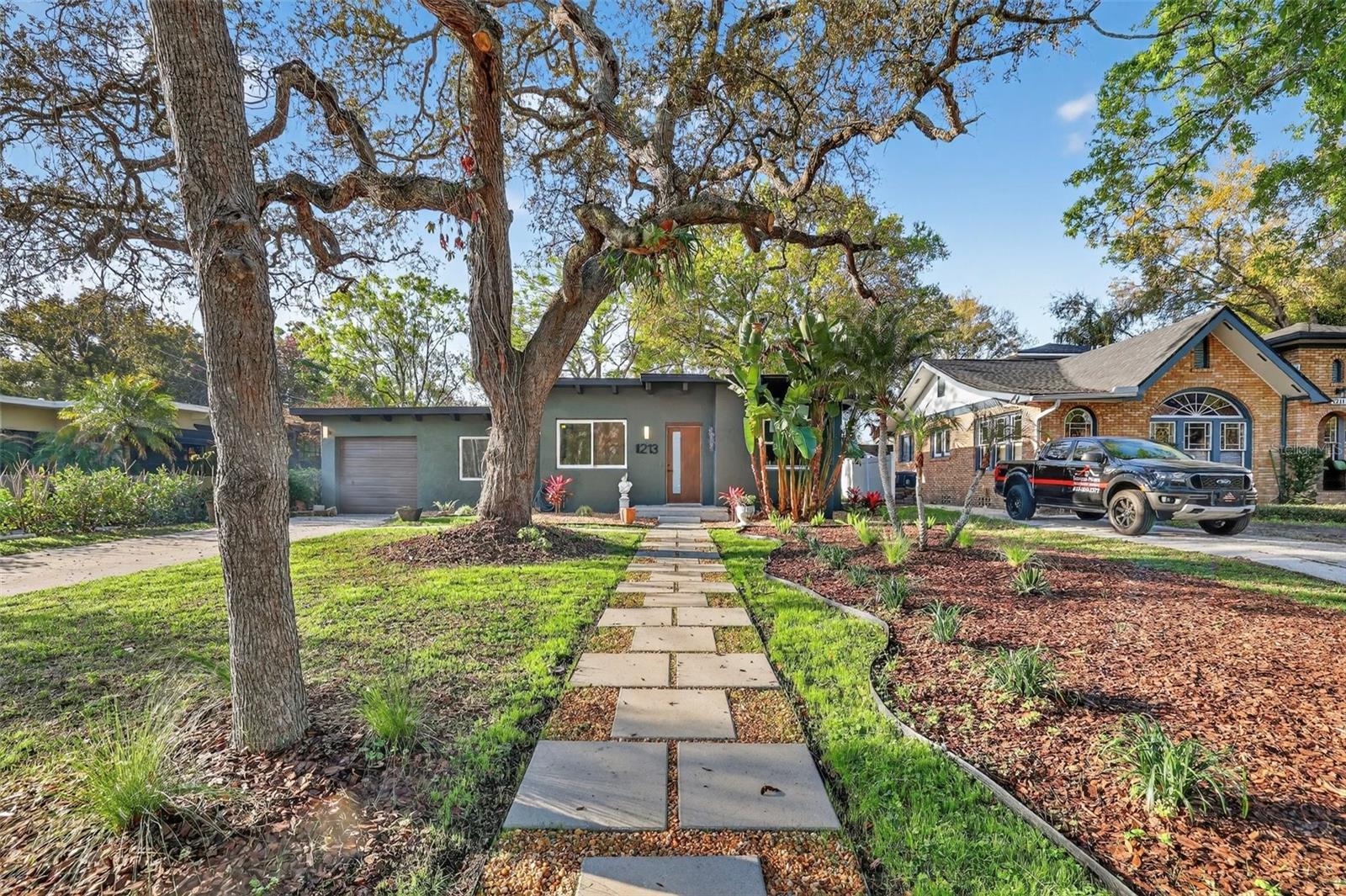 Details for 1213 Clifton Street, TAMPA, FL 33604