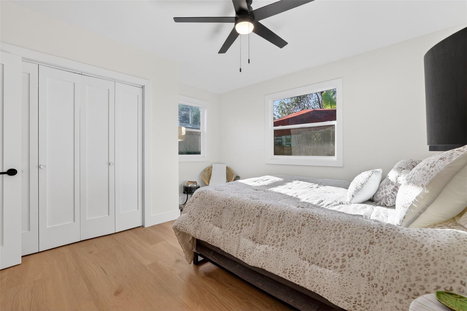 Listing photo id 20 for 1213 Clifton Street