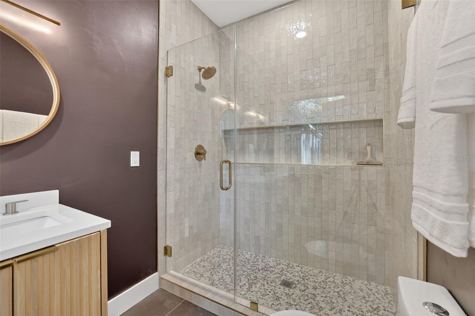 Listing photo id 22 for 1213 Clifton Street