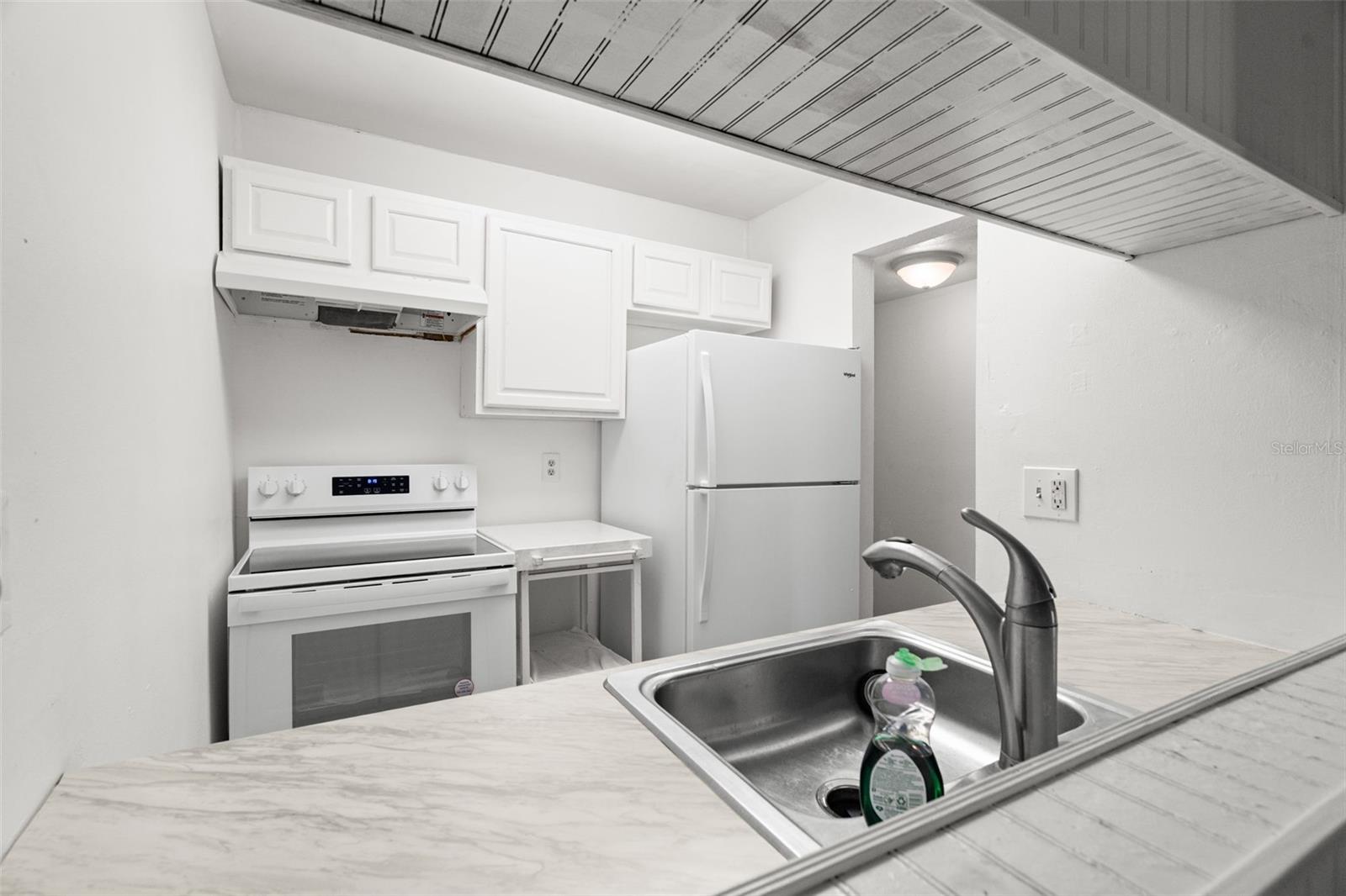 Image 15 of 26 For 1799 Highland Avenue 106