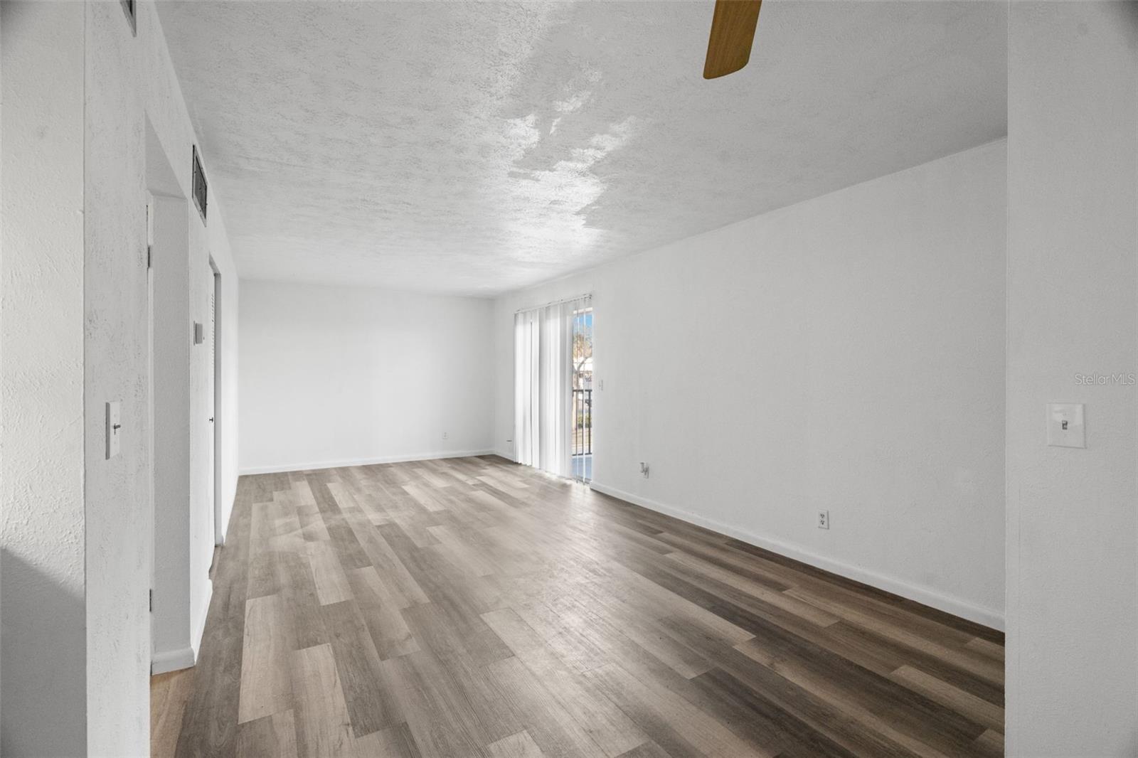 Image 5 of 26 For 1799 Highland Avenue 106