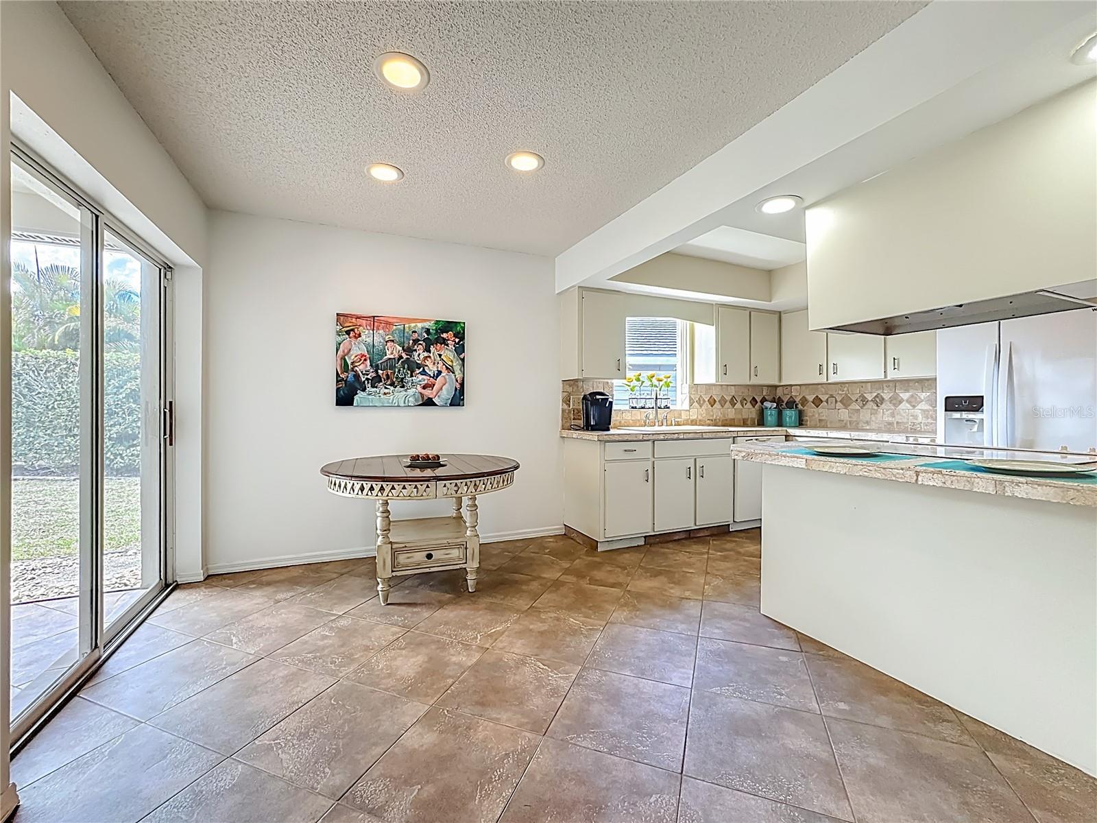 Image 17 of 28 For 3522 Ferndell