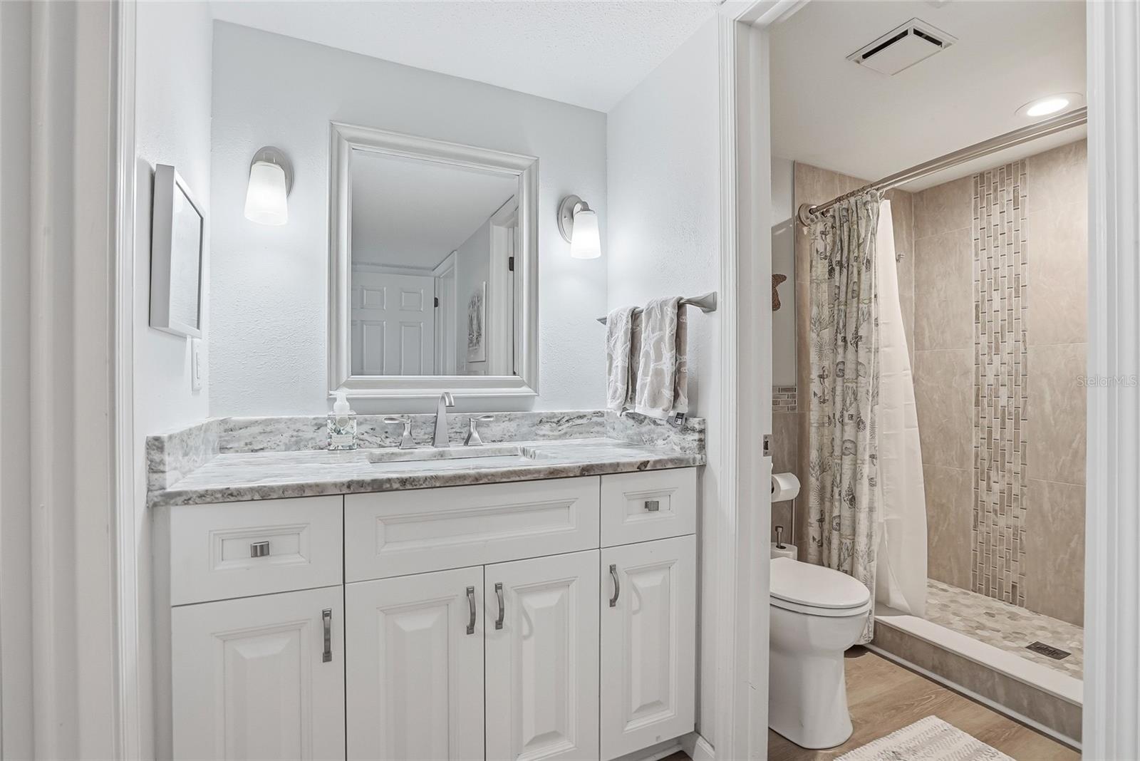 Image 35 of 65 For 11901 Lagoon Lane 303