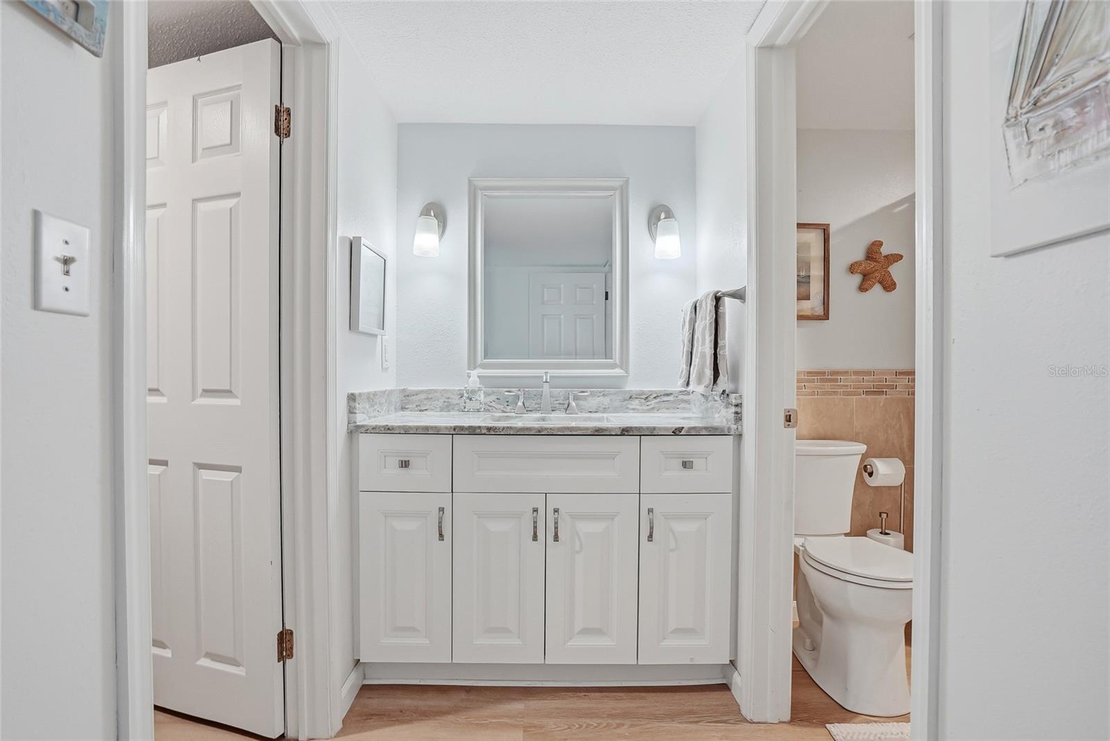 Image 36 of 65 For 11901 Lagoon Lane 303