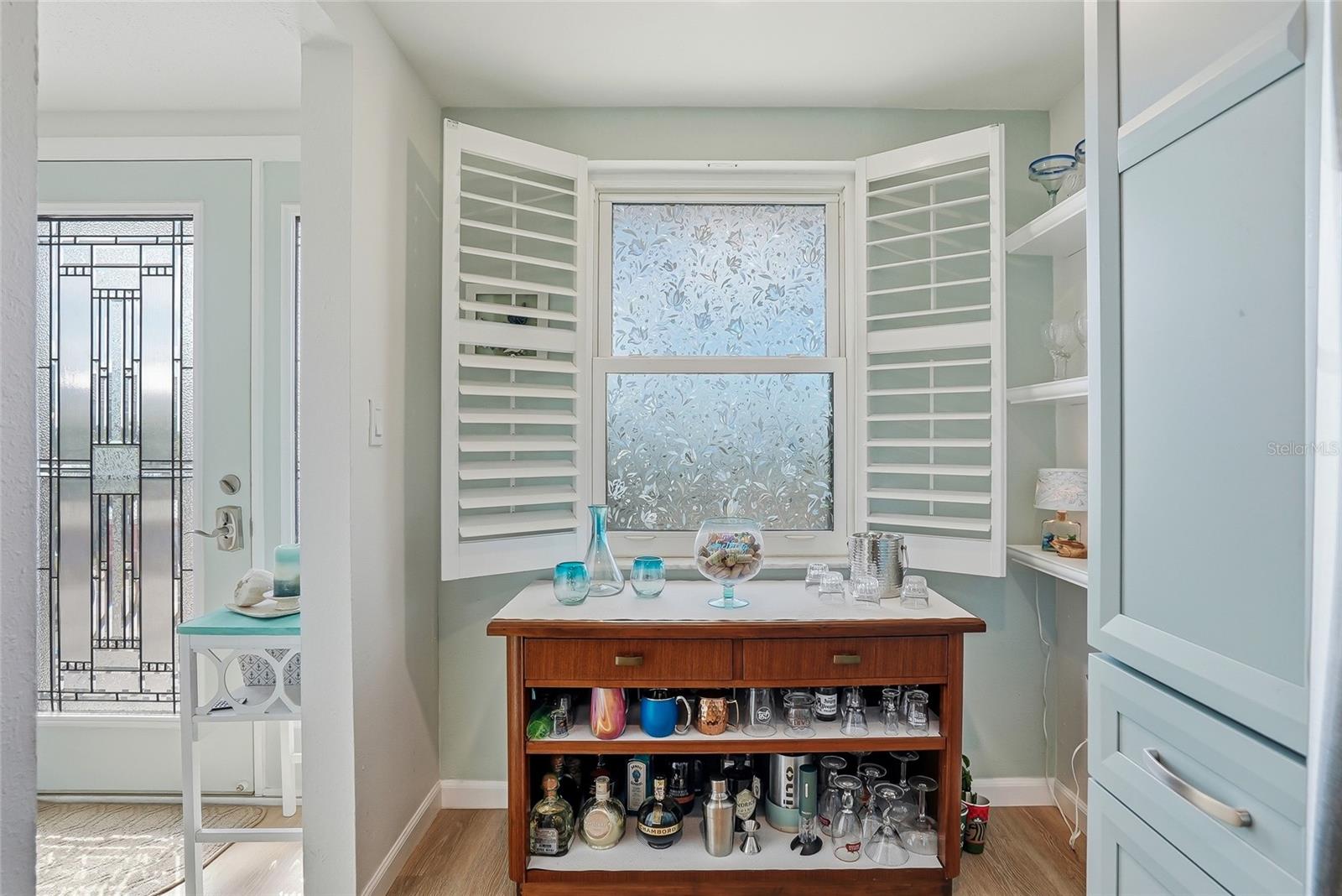 Image 9 of 65 For 11901 Lagoon Lane 303