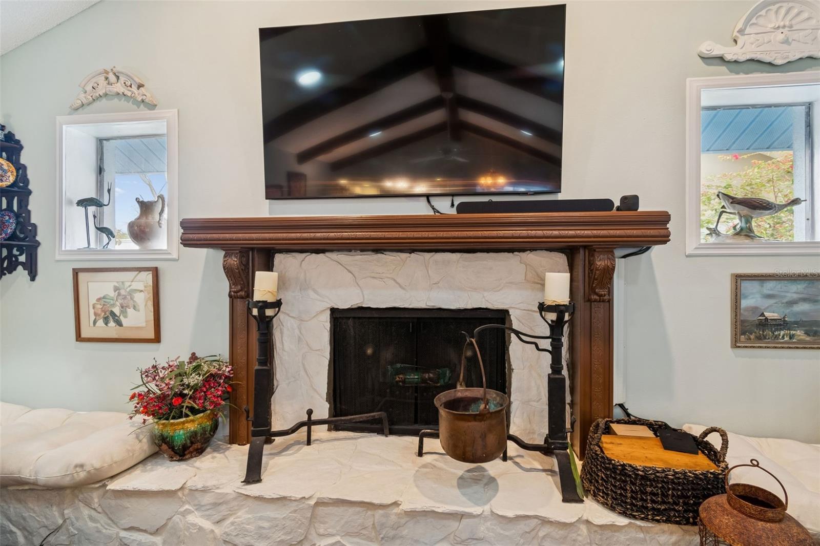 Image 19 of 63 For 606 Grovewood Lane