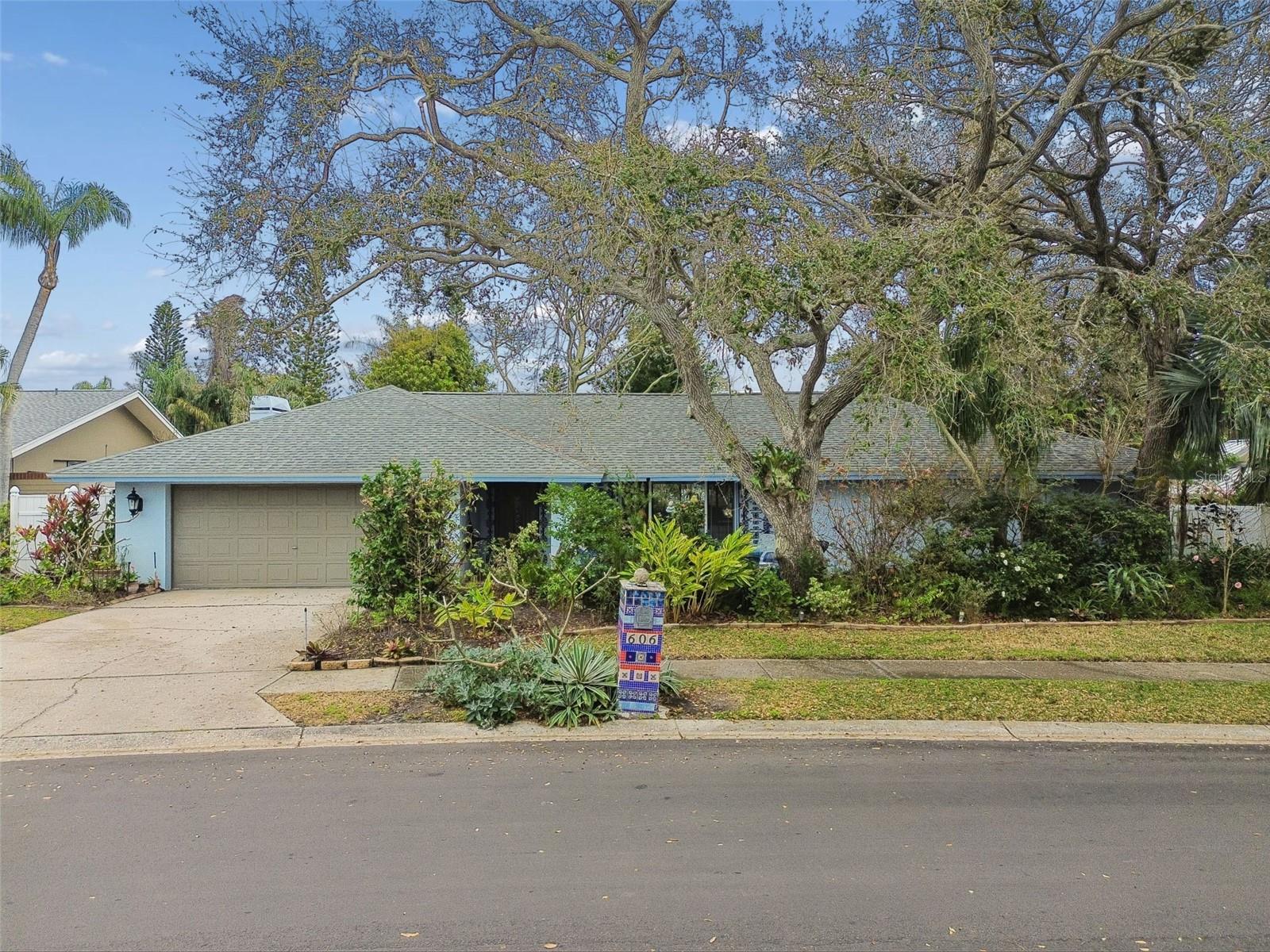 Image 2 of 63 For 606 Grovewood Lane