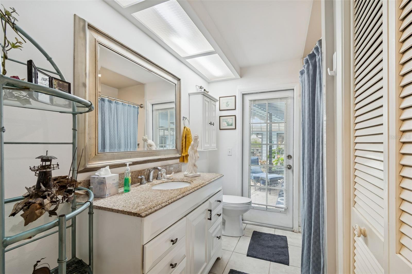 Image 36 of 63 For 606 Grovewood Lane