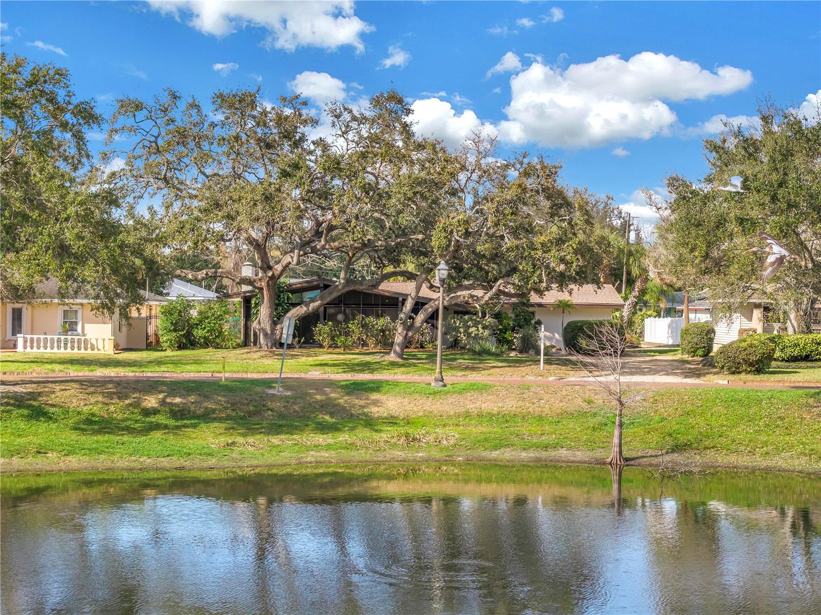 Details for 6069 4th Avenue N, ST PETERSBURG, FL 33710