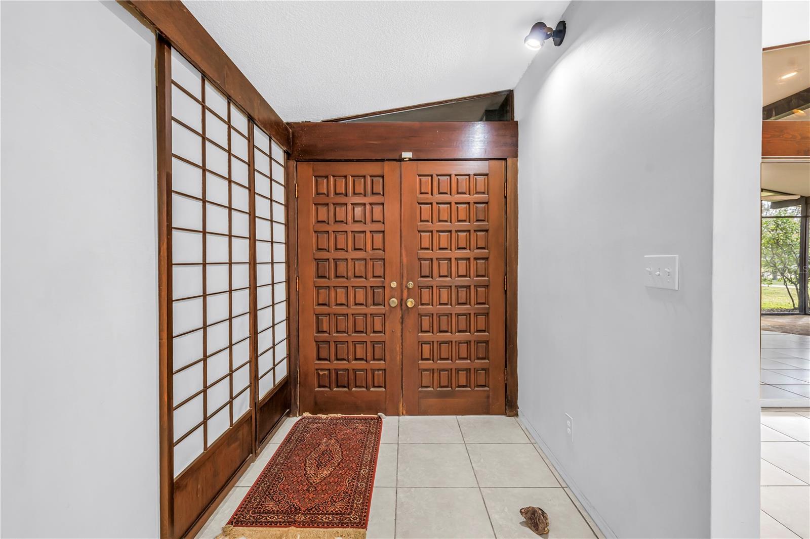 Image 11 of 81 For 6069 4th Avenue N