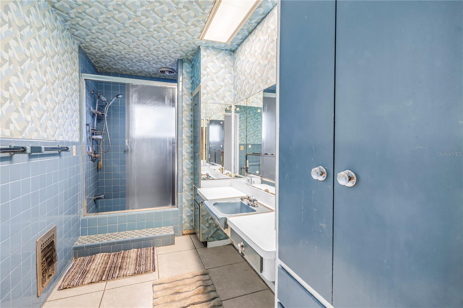 Image 49 of 81 For 6069 4th Avenue N